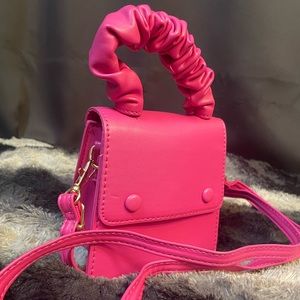 Adorable crossbody / clutch